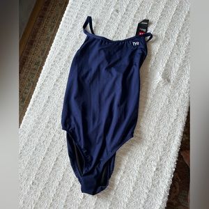 Never worn TYR one piece size 40